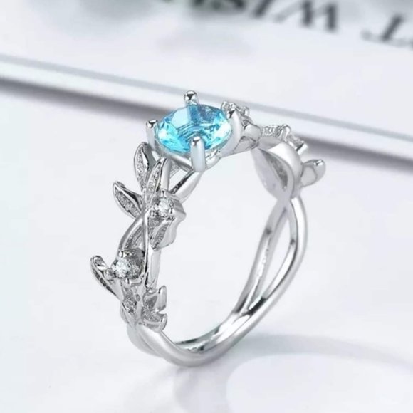Size 6 Aquamarine & .925 Silver Leaf Ring - Picture 2 of 3